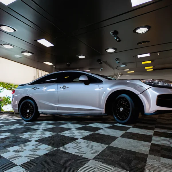 ELEV8 Garage Equipment - Modular Flooring