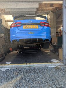 ELEV8 Garage Equipment - Detailing